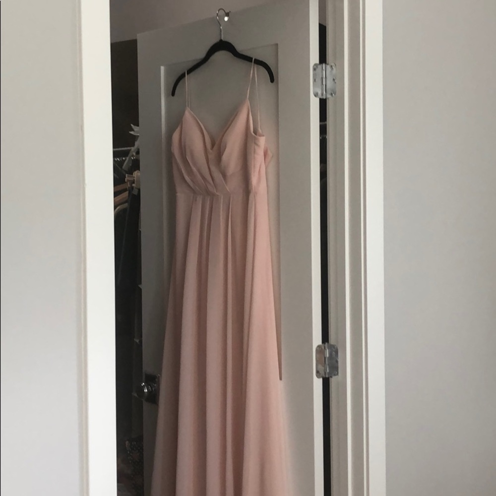 Levkoff v neck petal pink